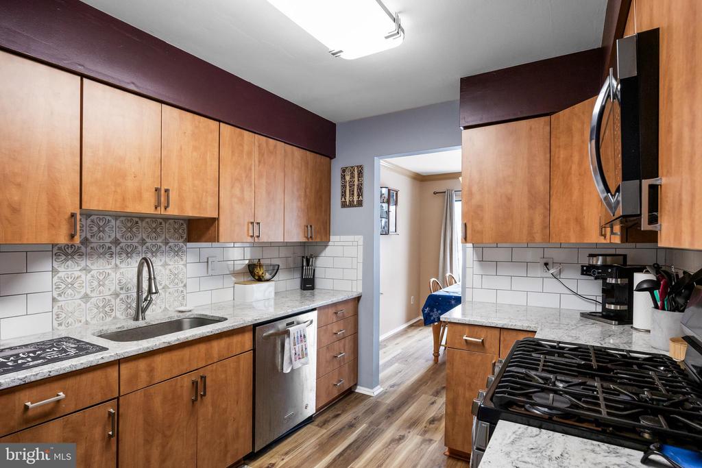 7 MARJORAM DRIVE