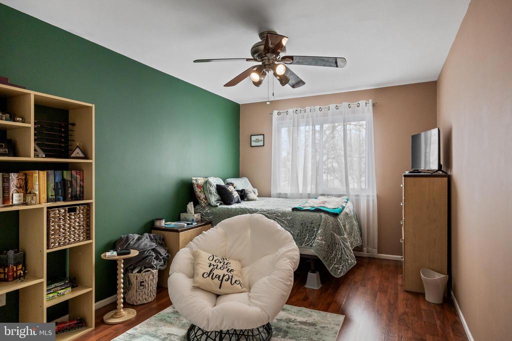 7 MARJORAM DRIVE