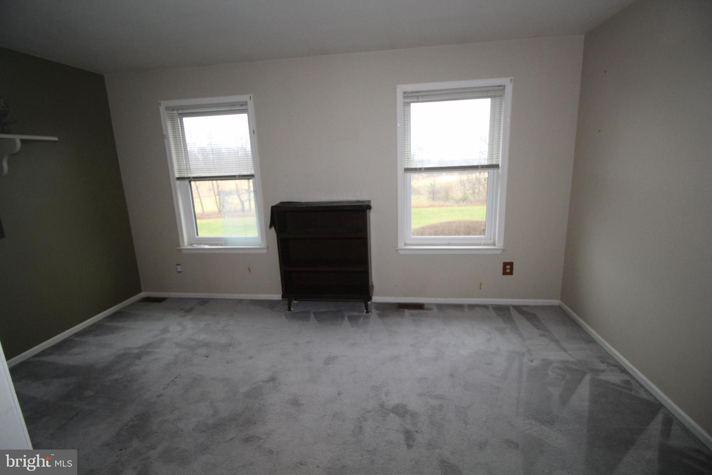 701 Apple Ct