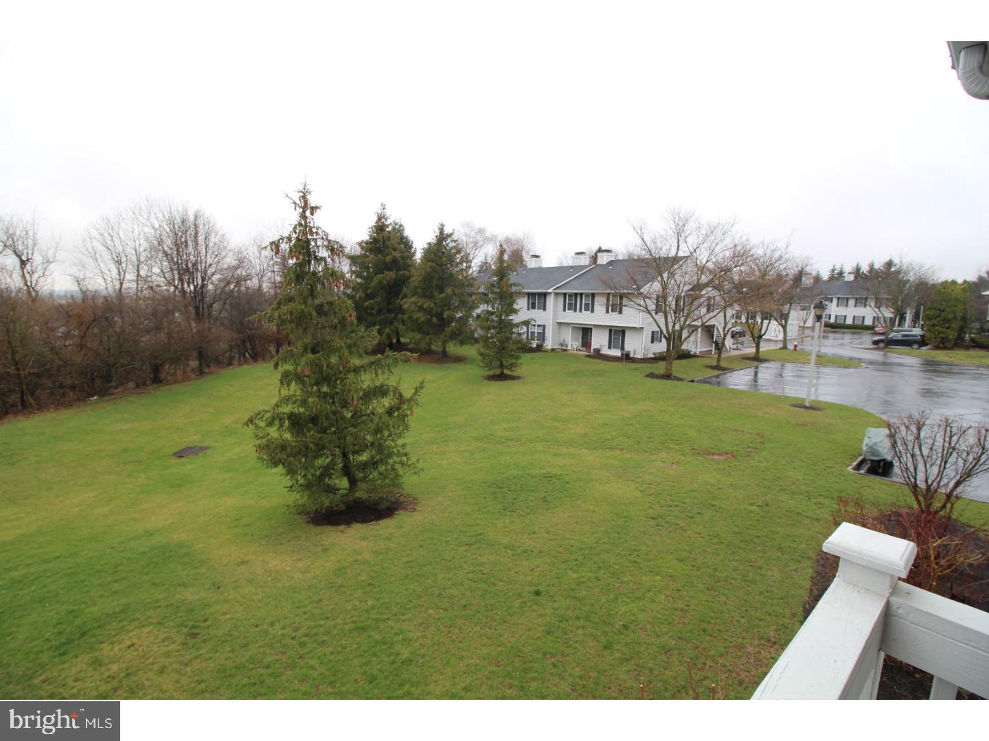 282 Kingbird Ct