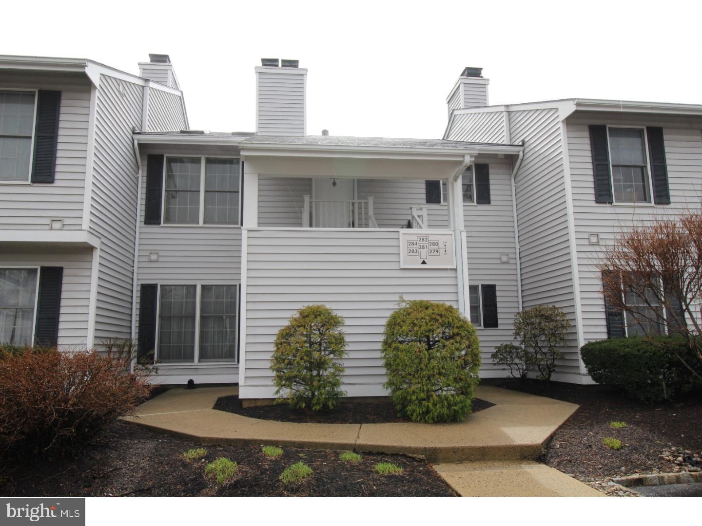 282 Kingbird Ct