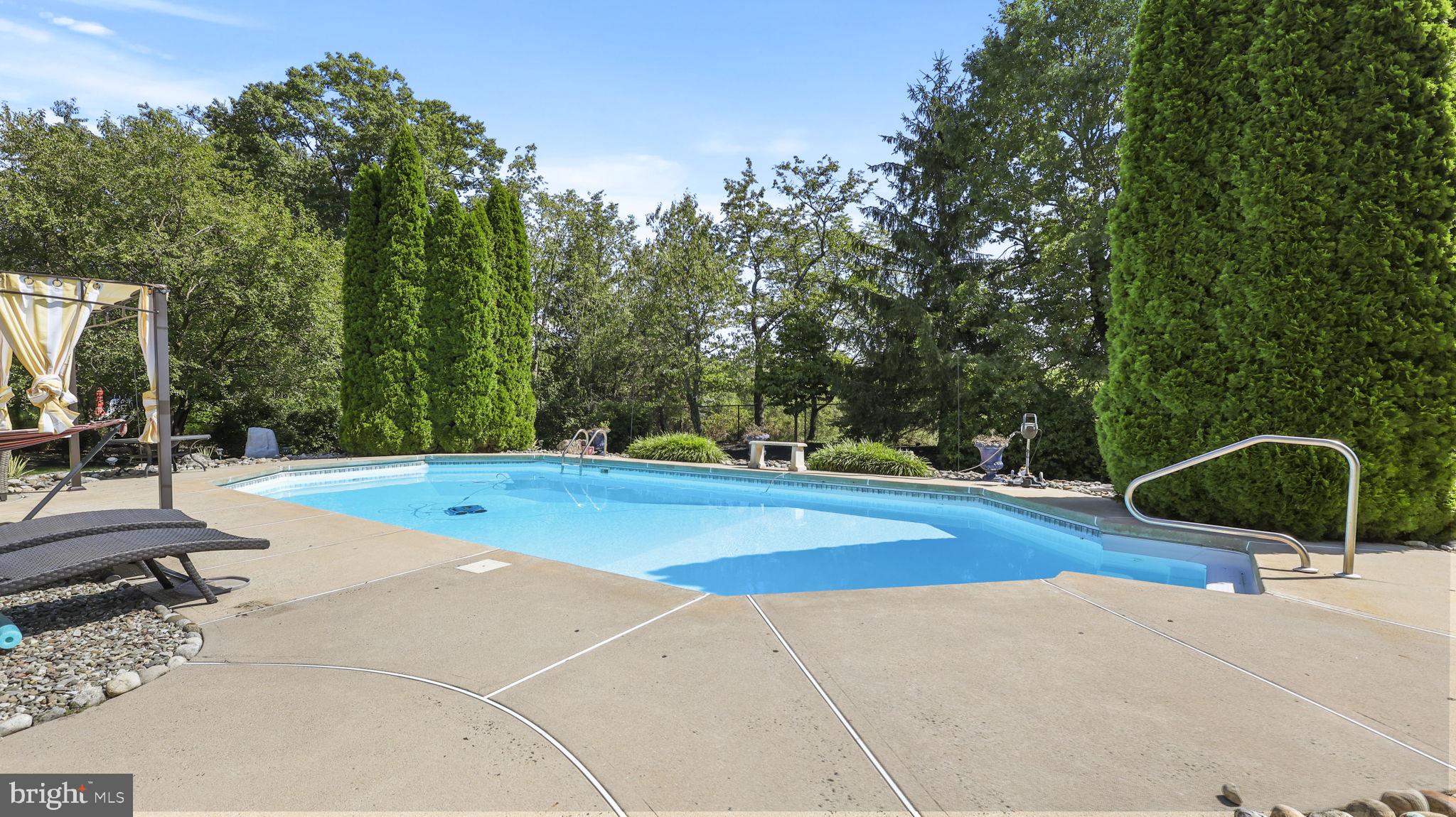 39 Vail Ln