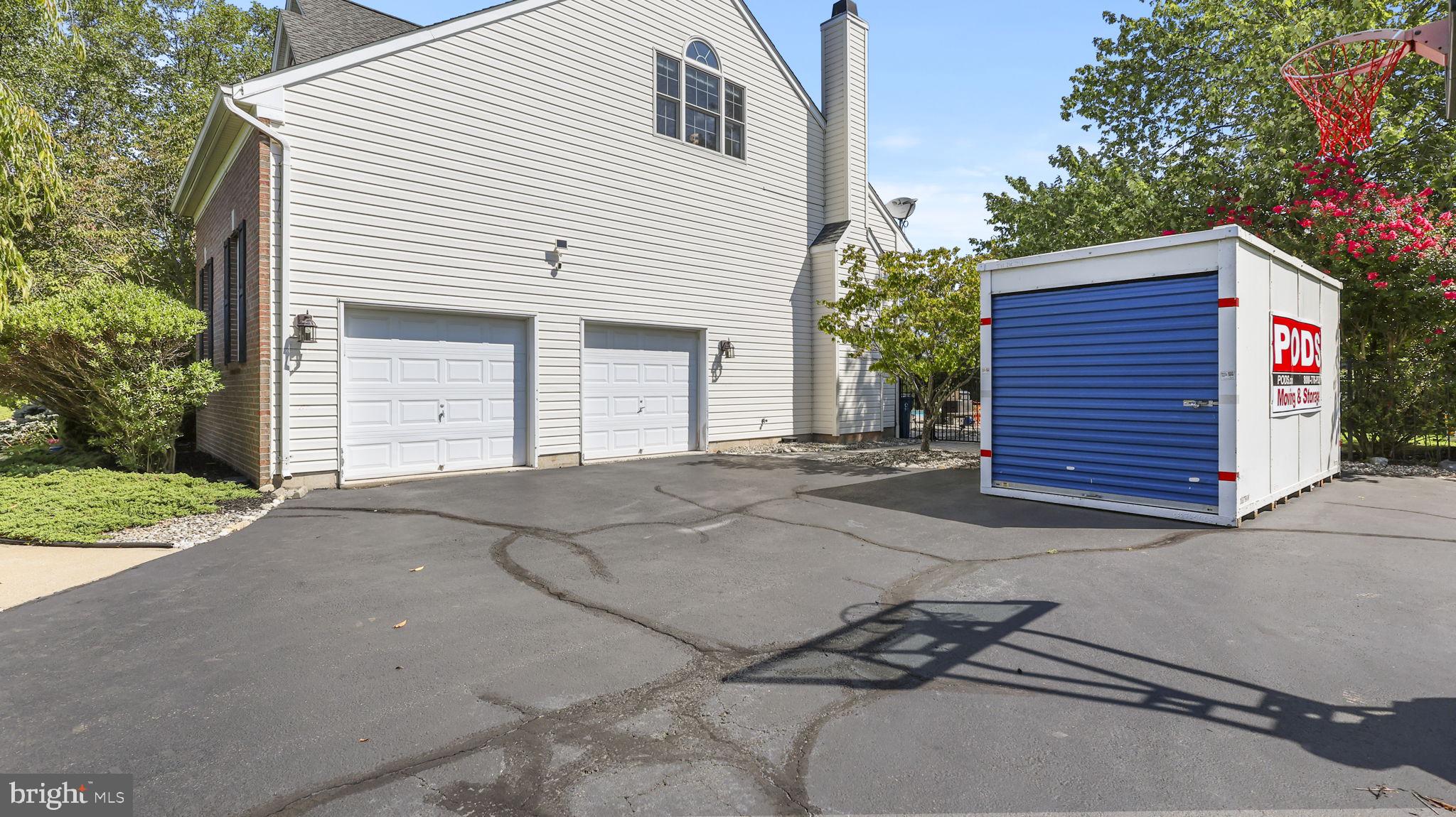 39 Vail Ln