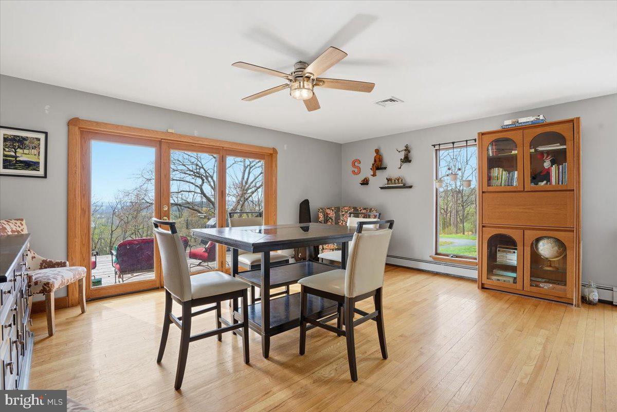 3 HILLBROOK LANE