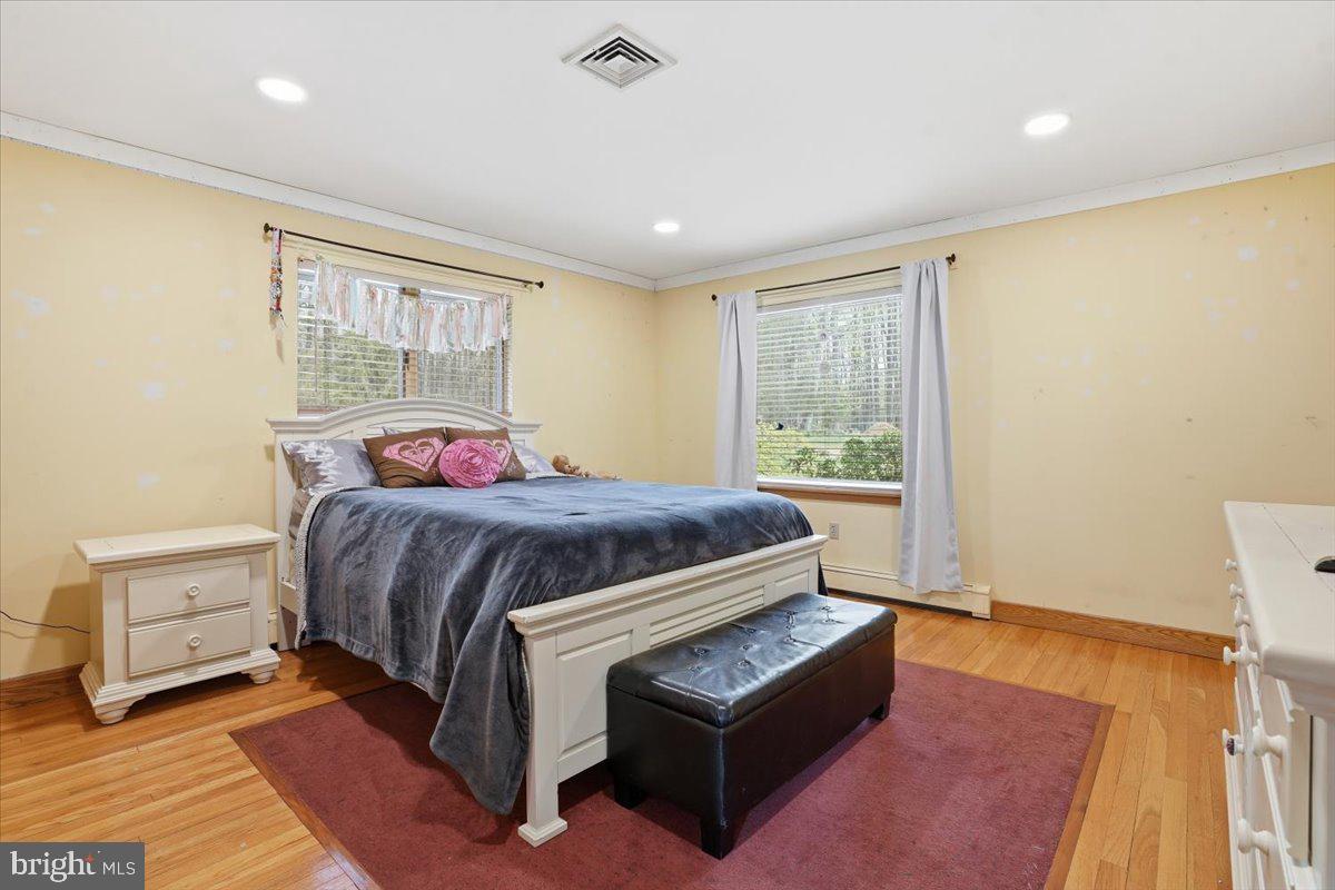 3 HILLBROOK LANE