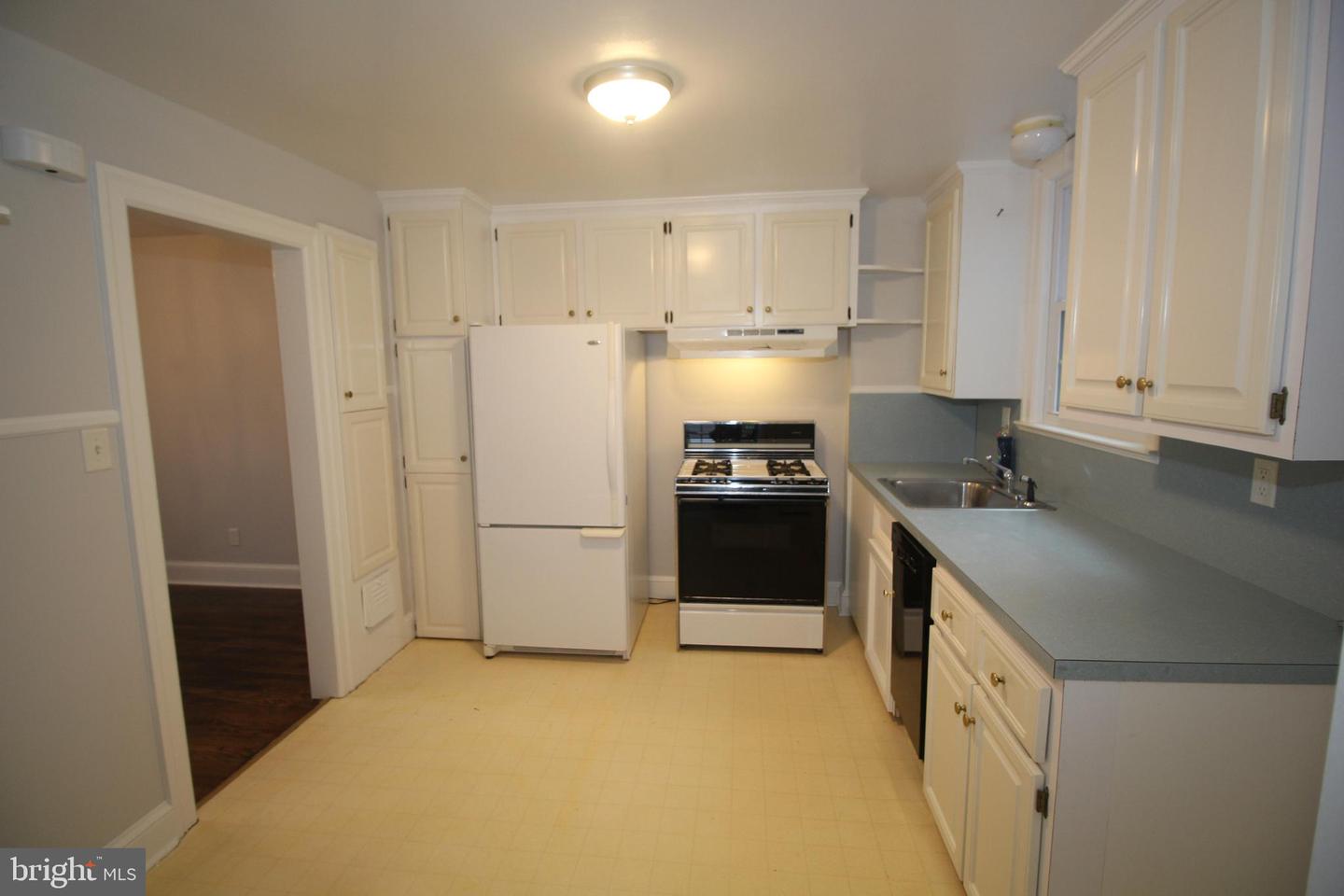 46 Homestead Ave