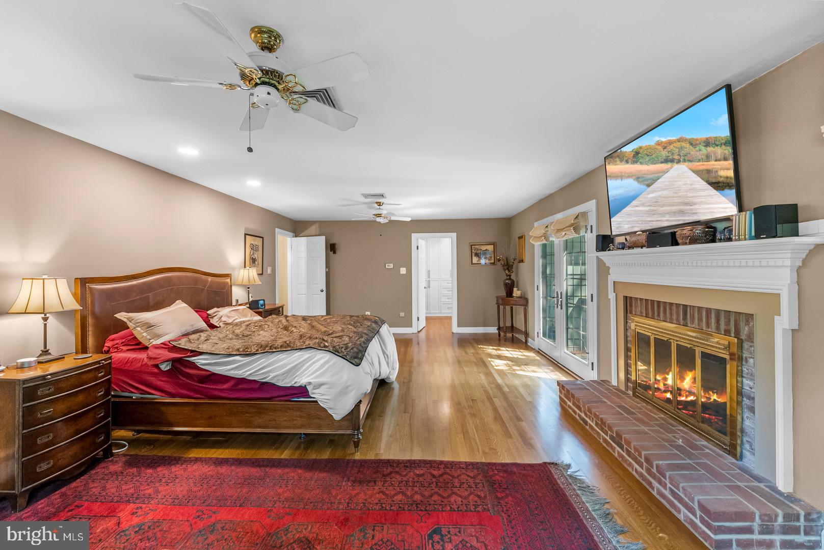 83 W Shore Dr