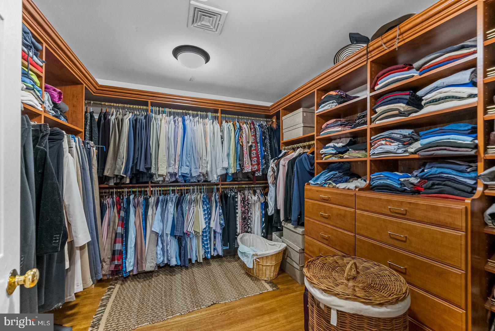 83 W Shore Dr