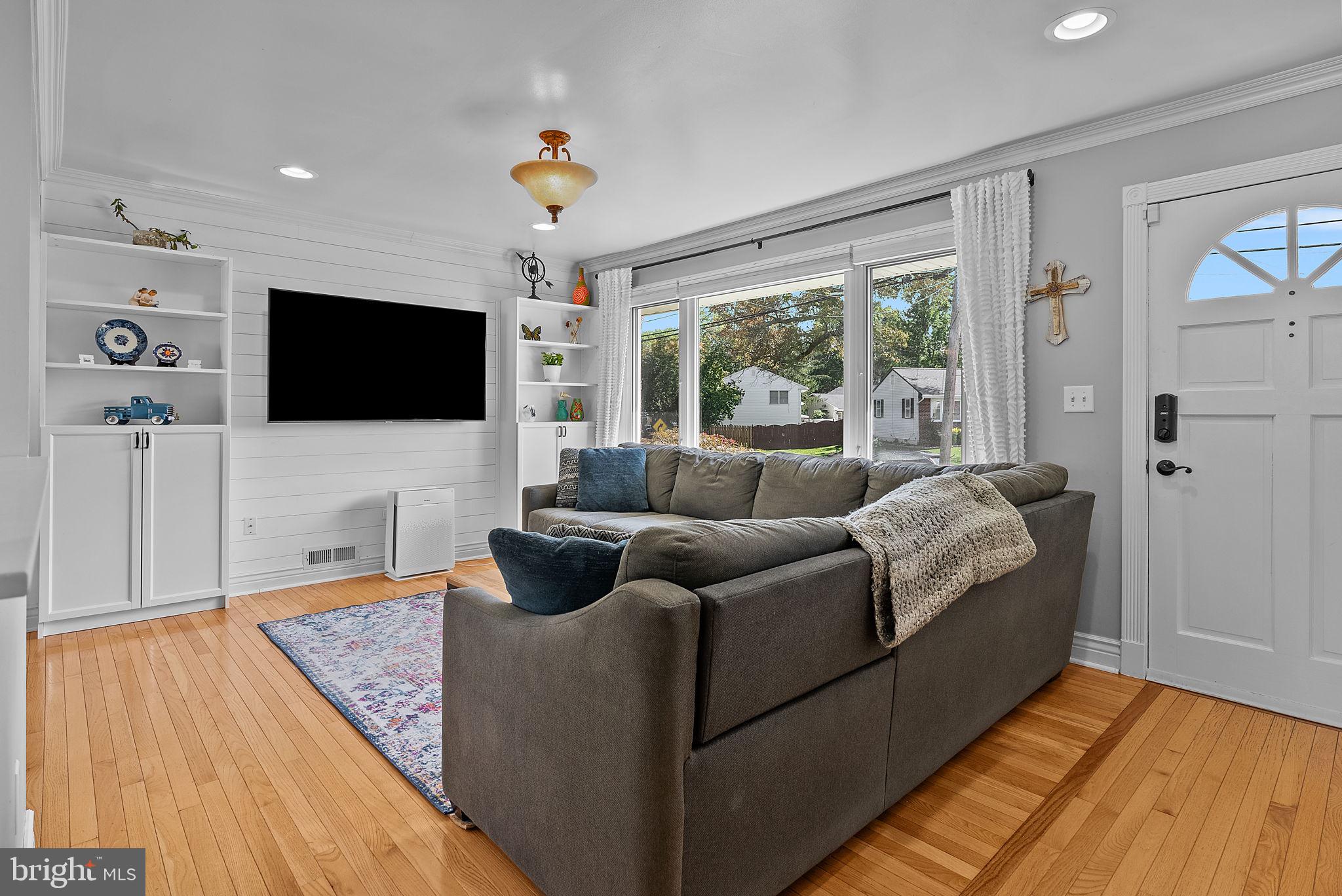 12 Valley View Rd