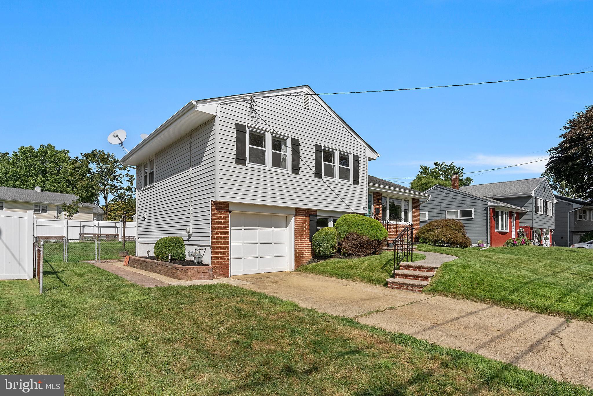 12 Valley View Rd