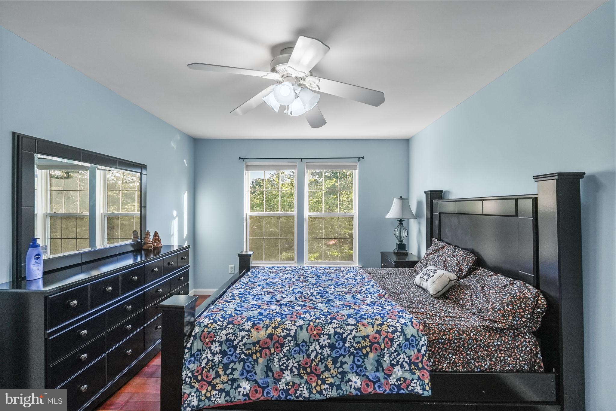 15 Henley Pl