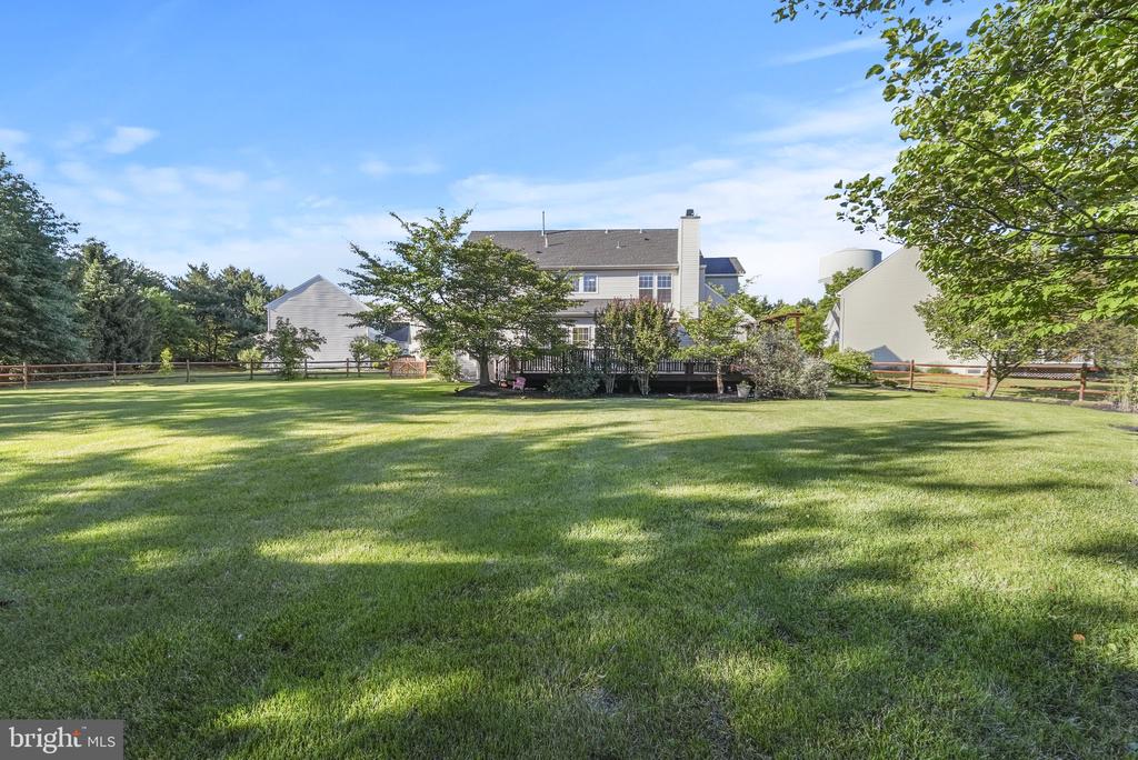 15 Henley Pl