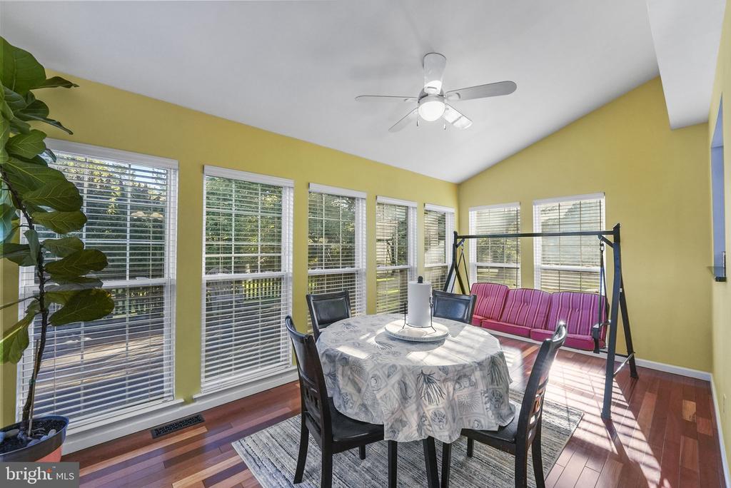 15 Henley Pl
