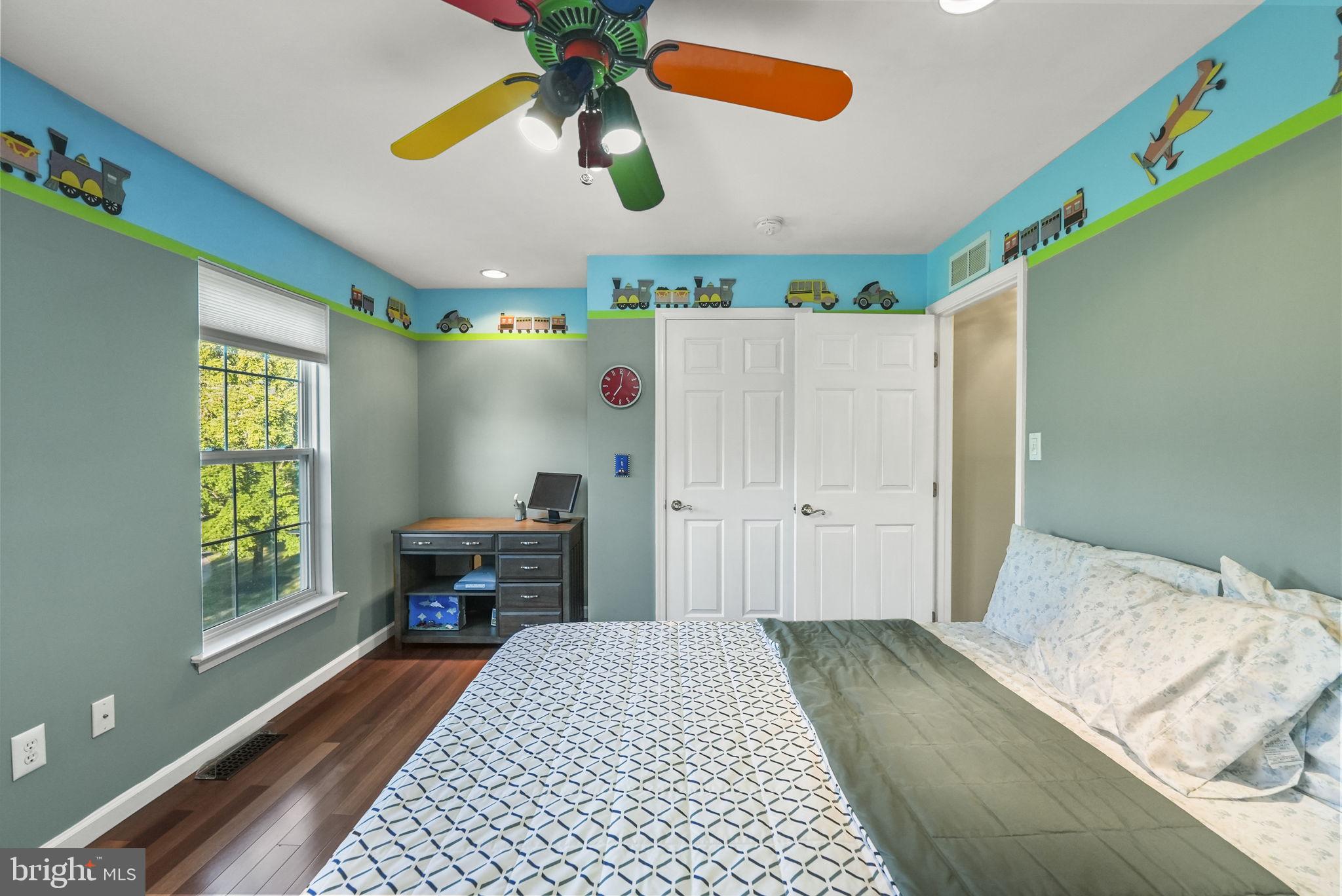 15 Henley Pl