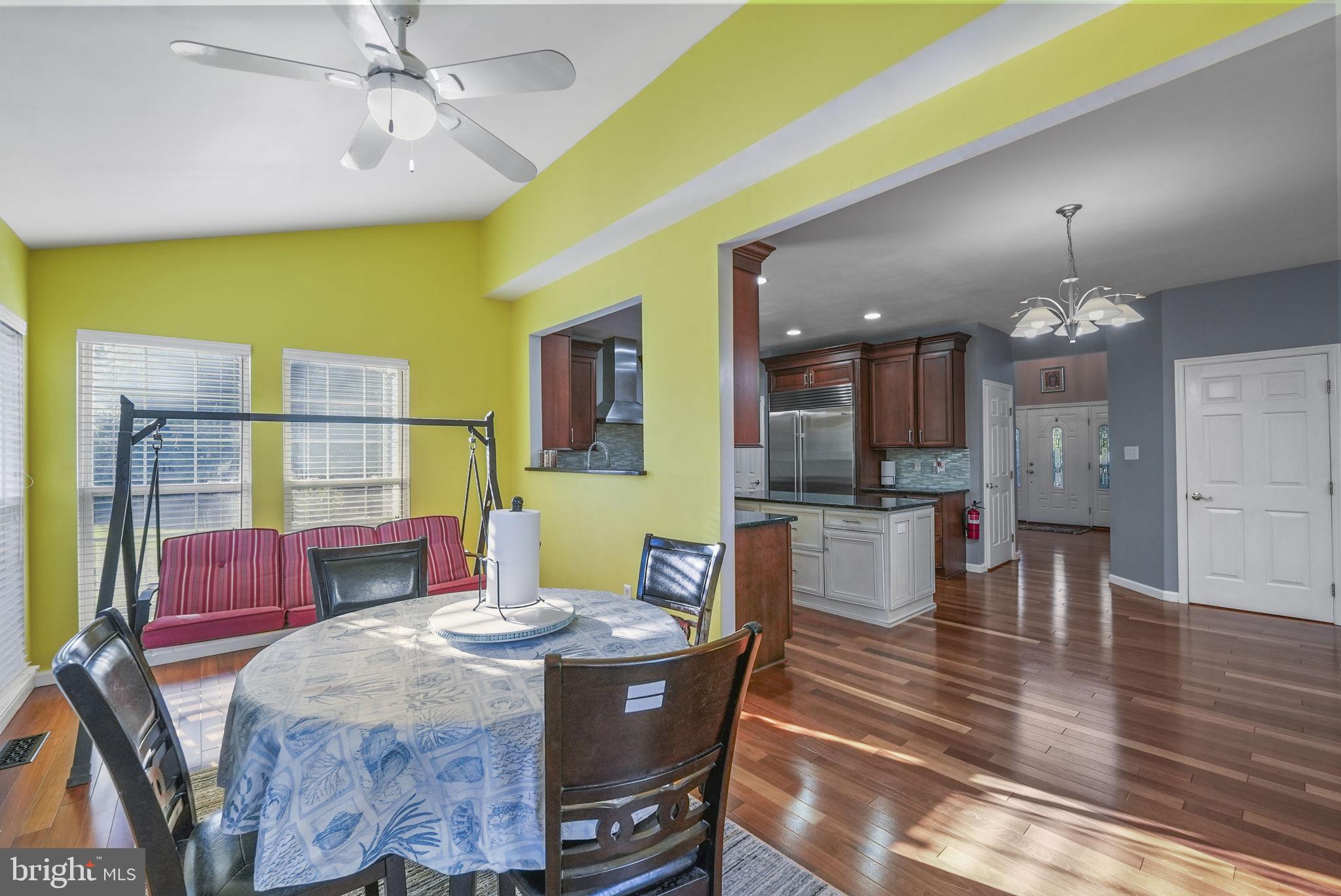 15 Henley Pl