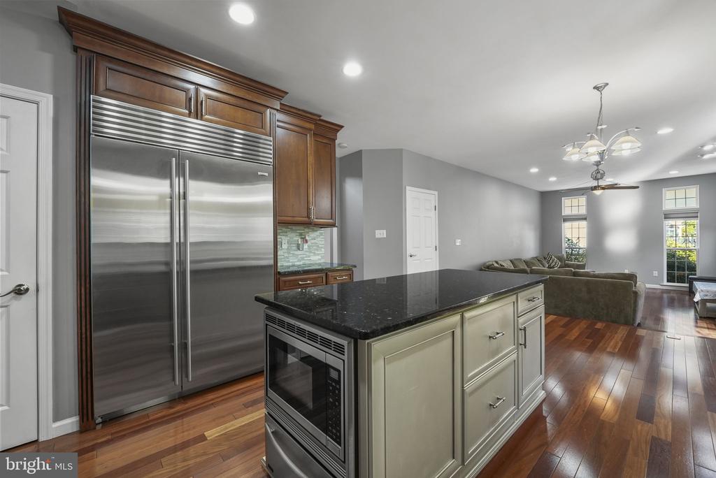 15 Henley Pl