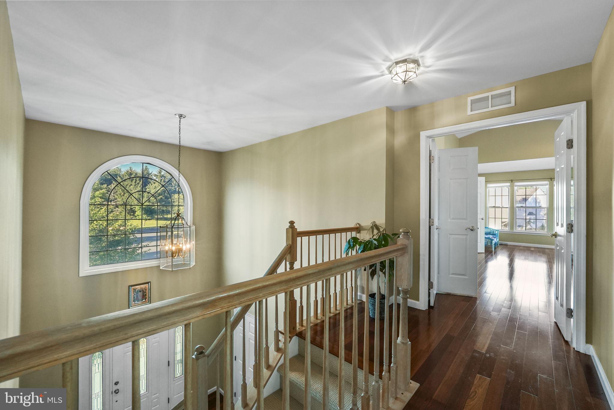 15 Henley Pl