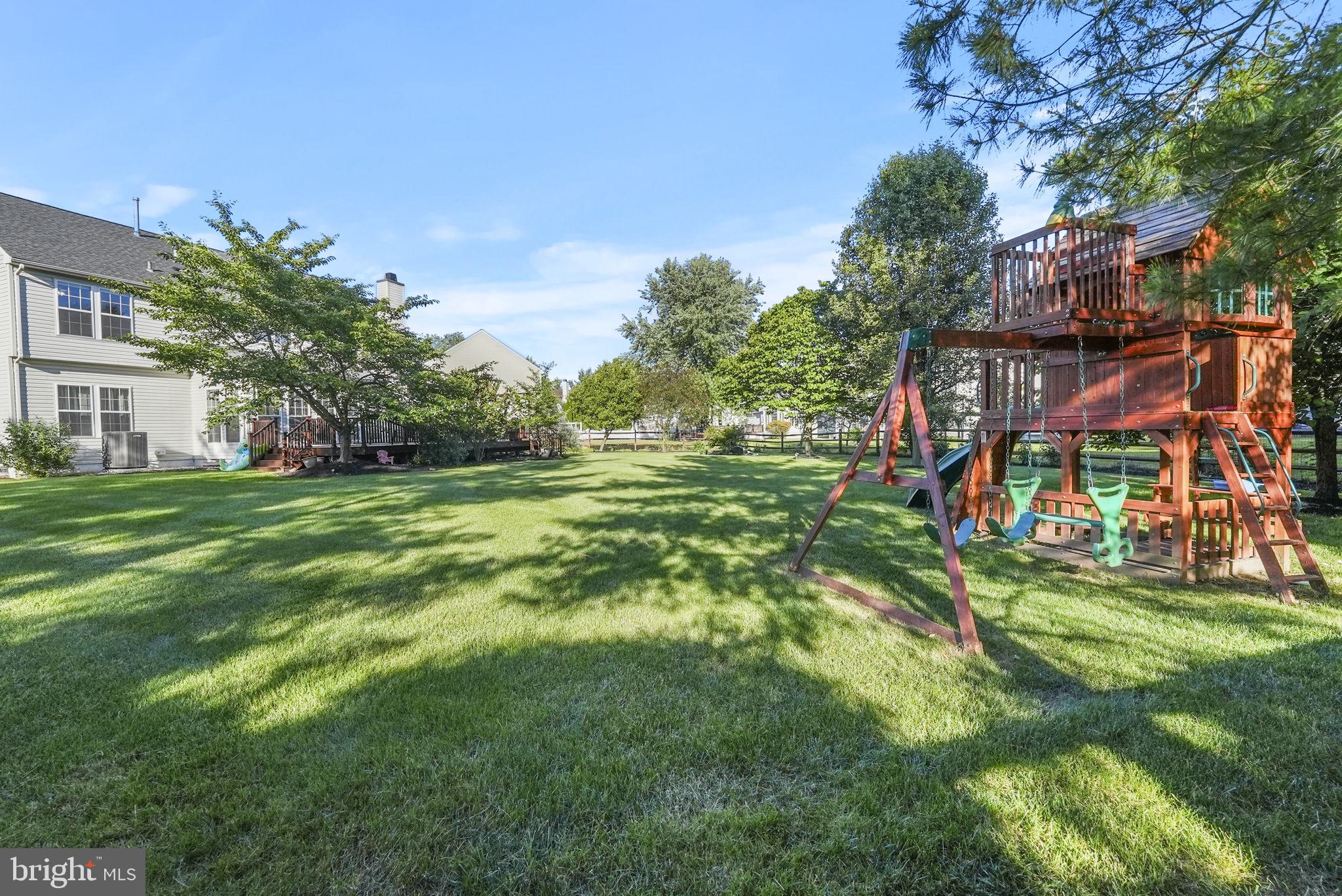 15 Henley Pl