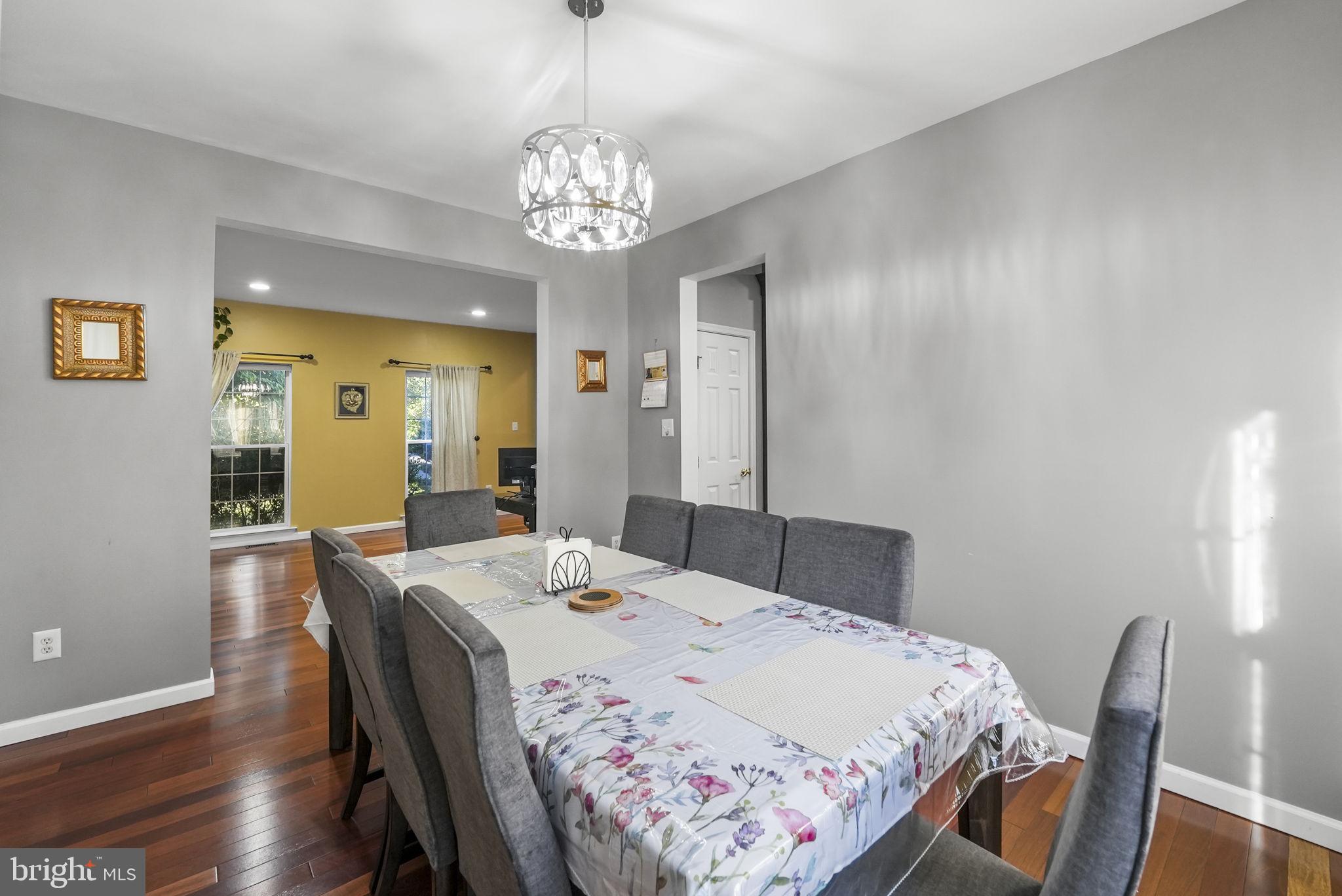 15 Henley Pl