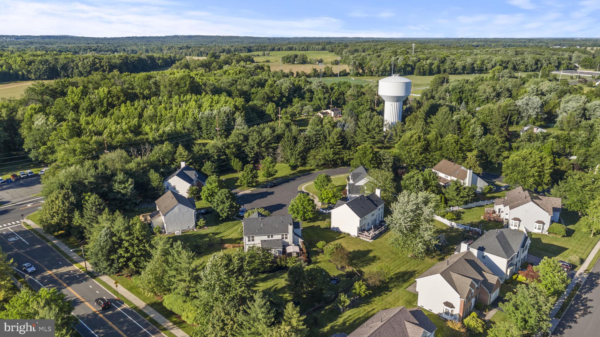 15 Henley Pl