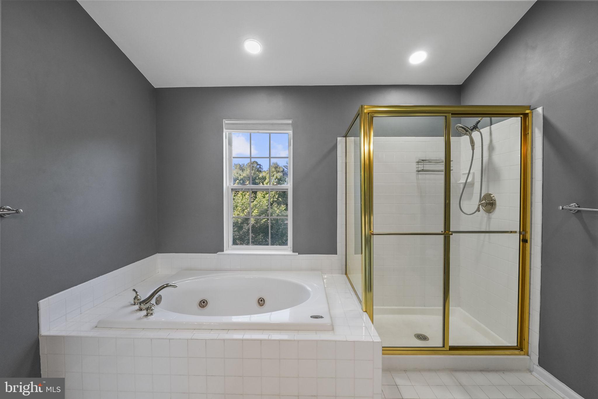 15 Henley Pl