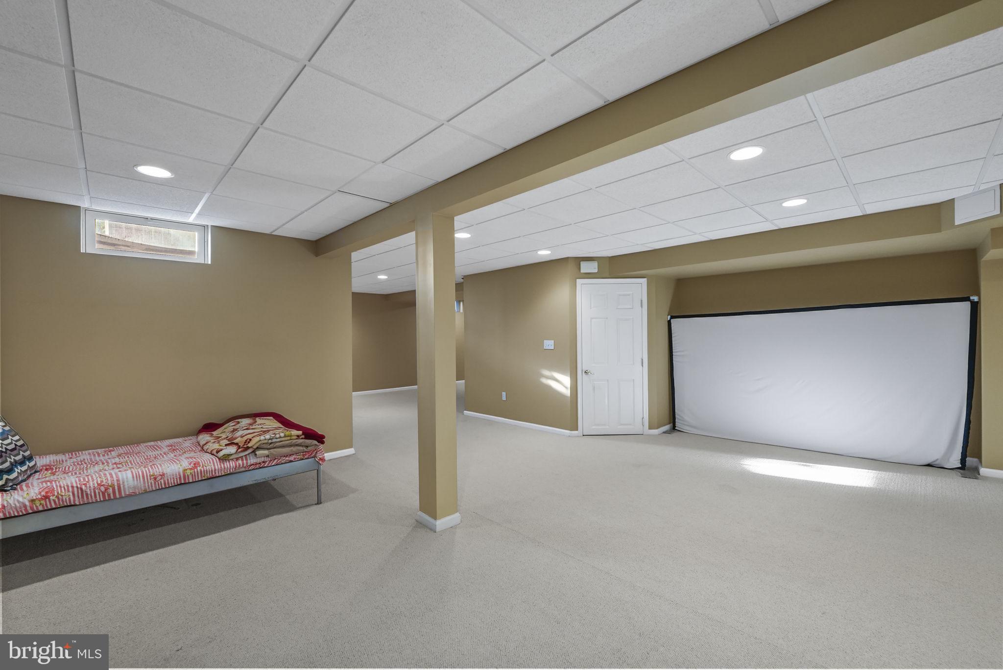 15 Henley Pl