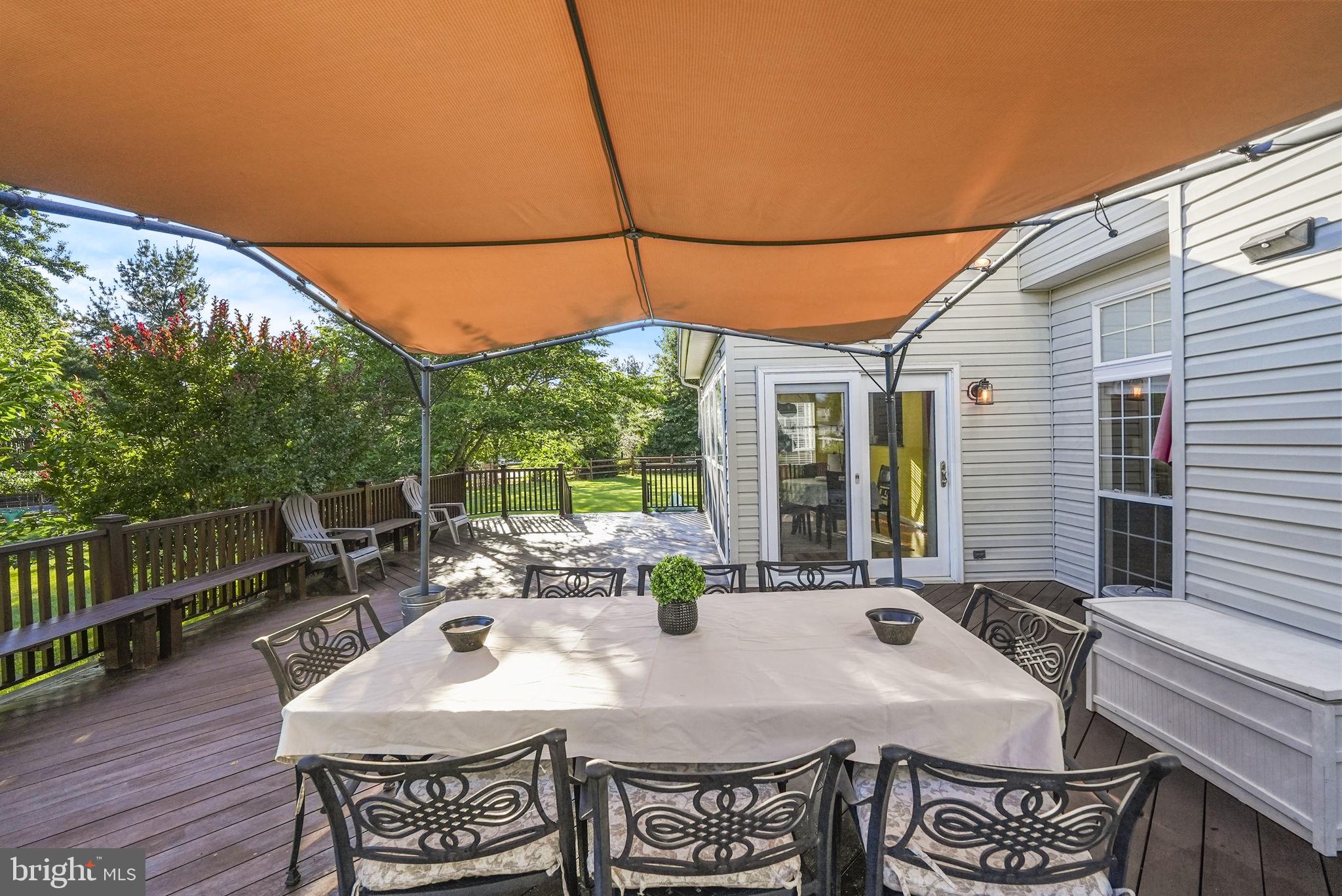 15 Henley Pl