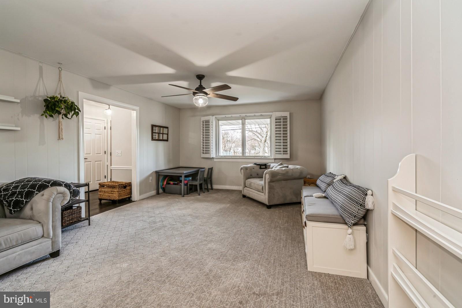 16 Wiltshire Dr