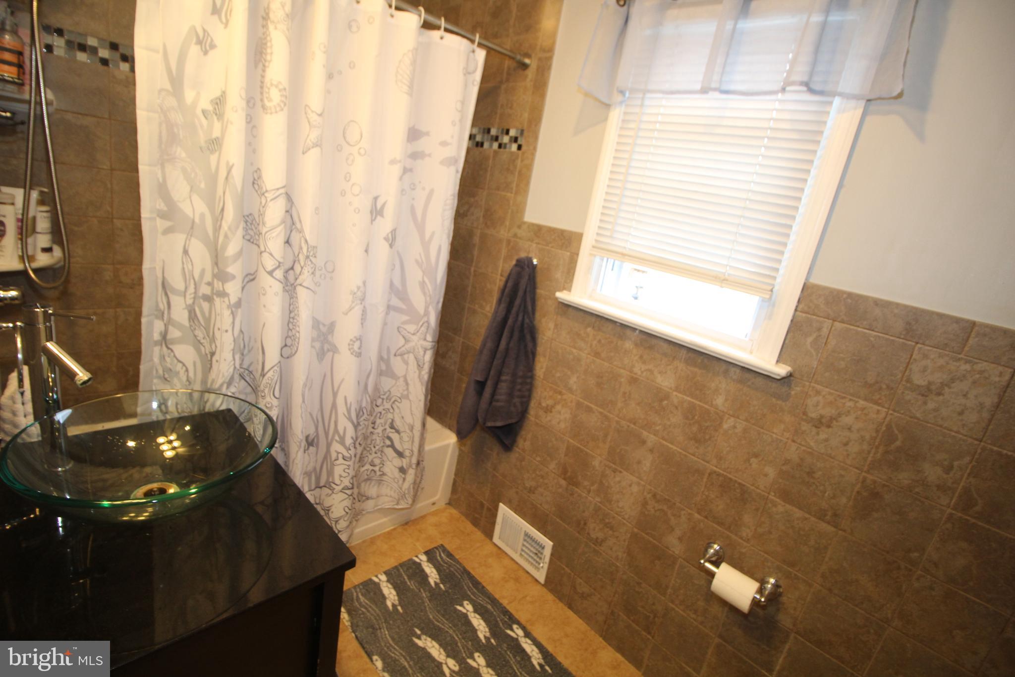 16 Alfred Ave