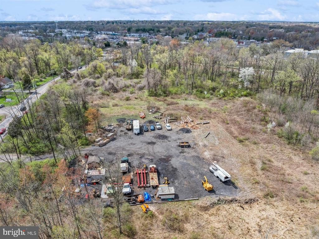 220 Bakers Basin Rd