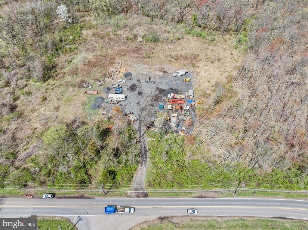 220 Bakers Basin Rd