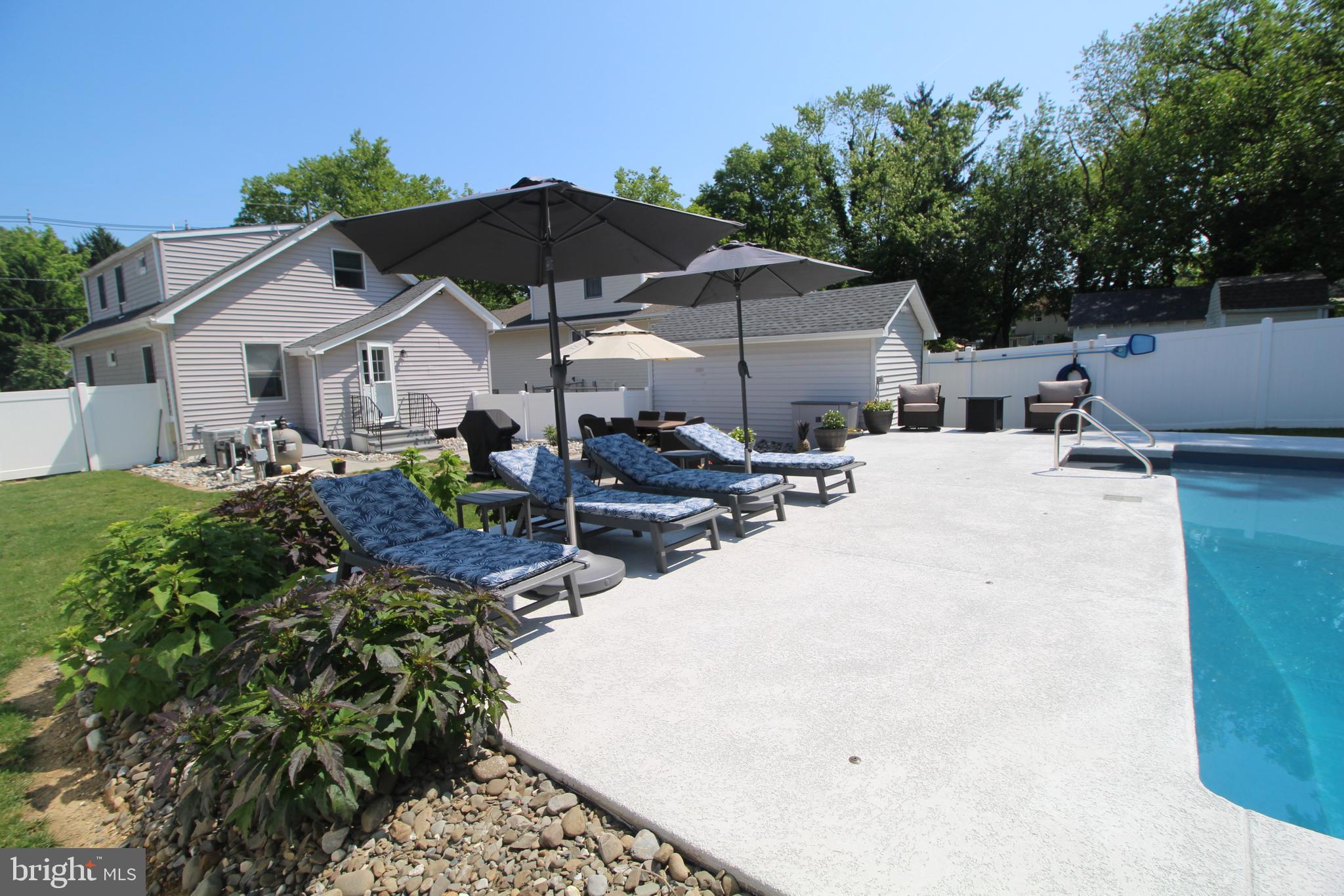 43 Sherwood Ave