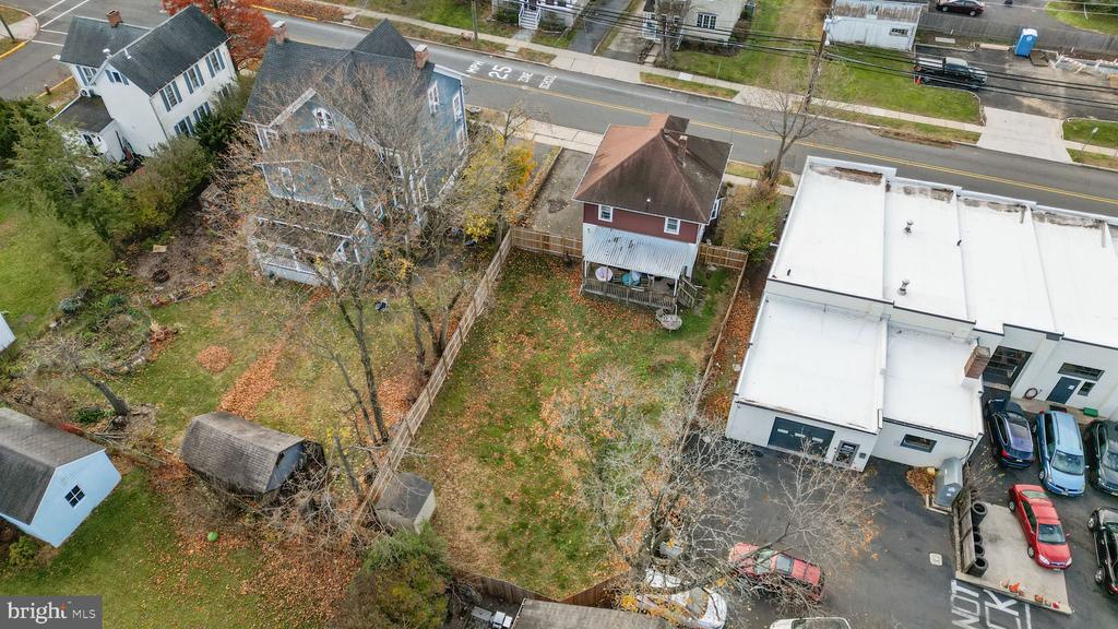 8 PRINCETON AVENUE