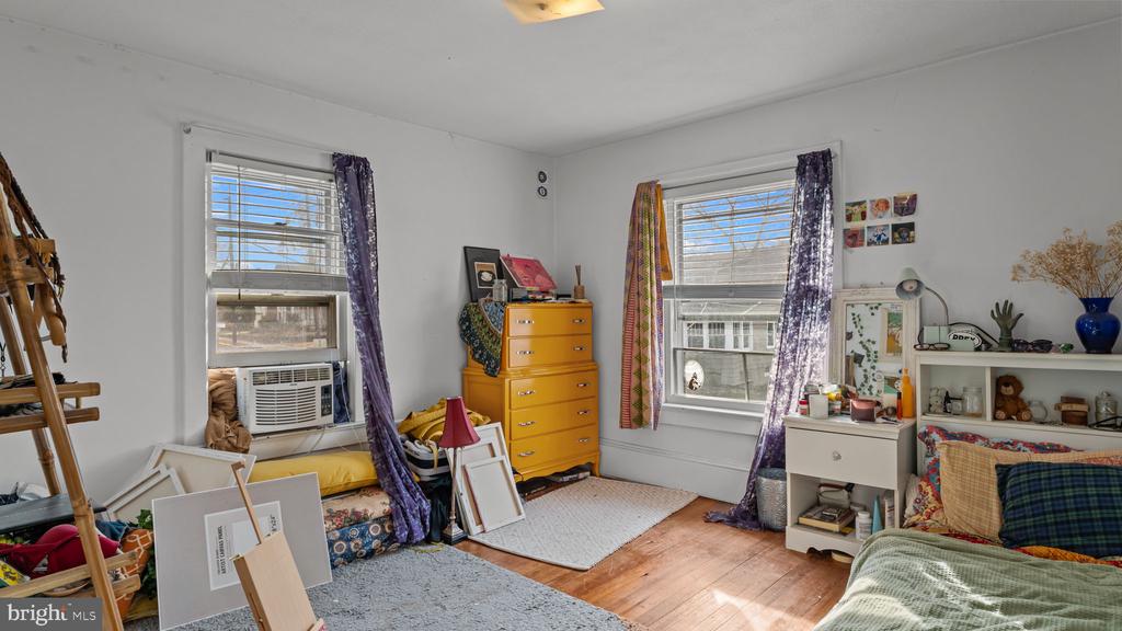 8 PRINCETON AVENUE