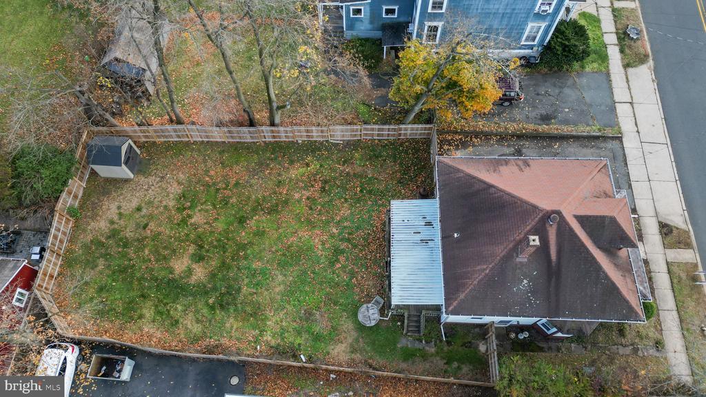 8 PRINCETON AVENUE