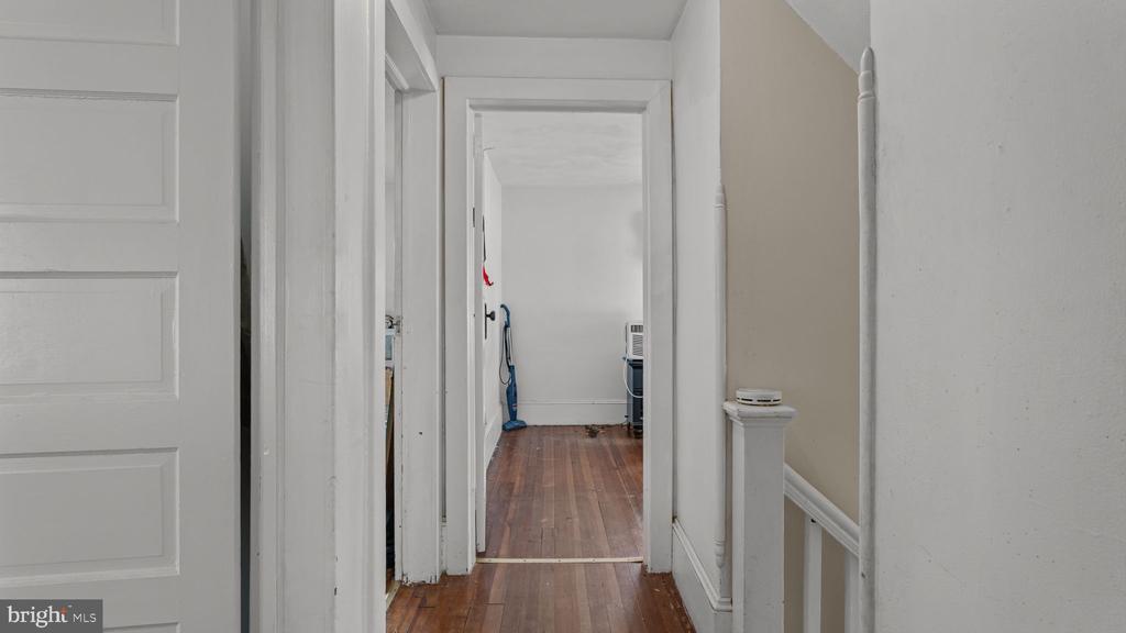 8 PRINCETON AVENUE