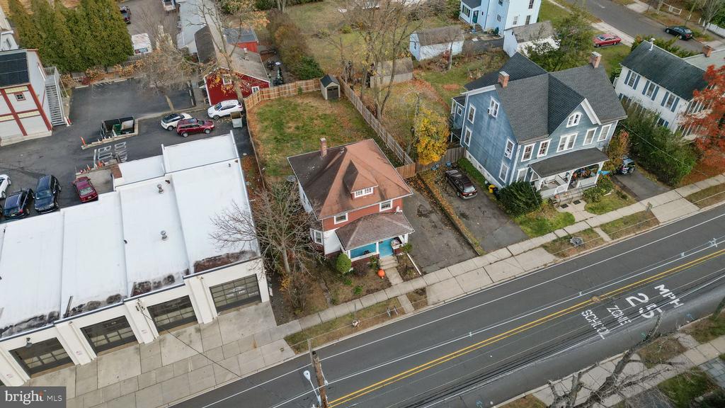 8 PRINCETON AVENUE