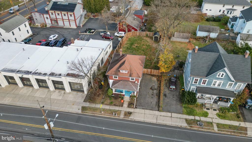 8 PRINCETON AVENUE