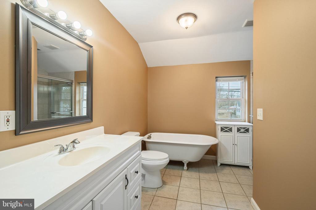 266 BAKERS BASIN