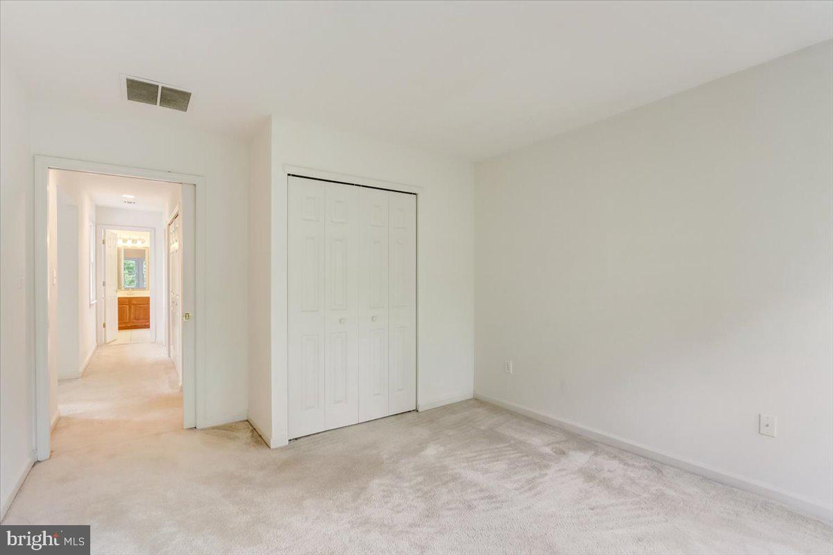 100a S Main St