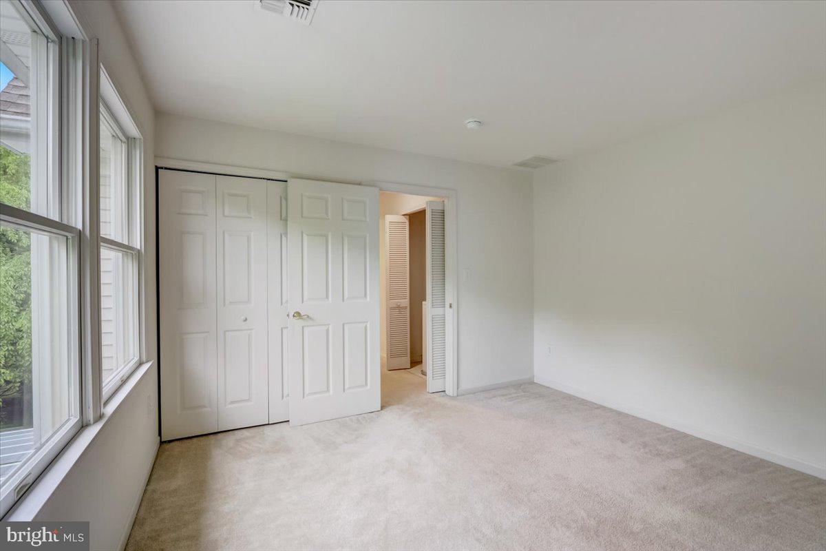 100a S Main St