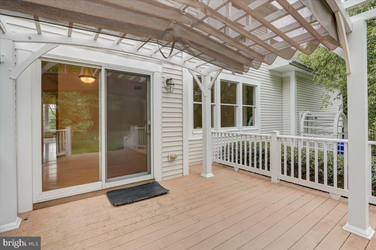 100a S Main St
