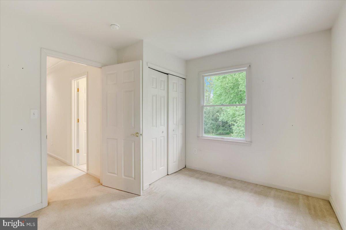 100a S Main St