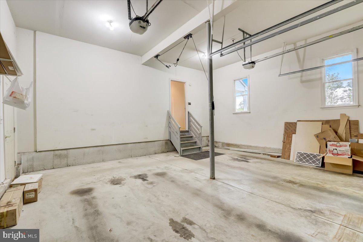 100a S Main St