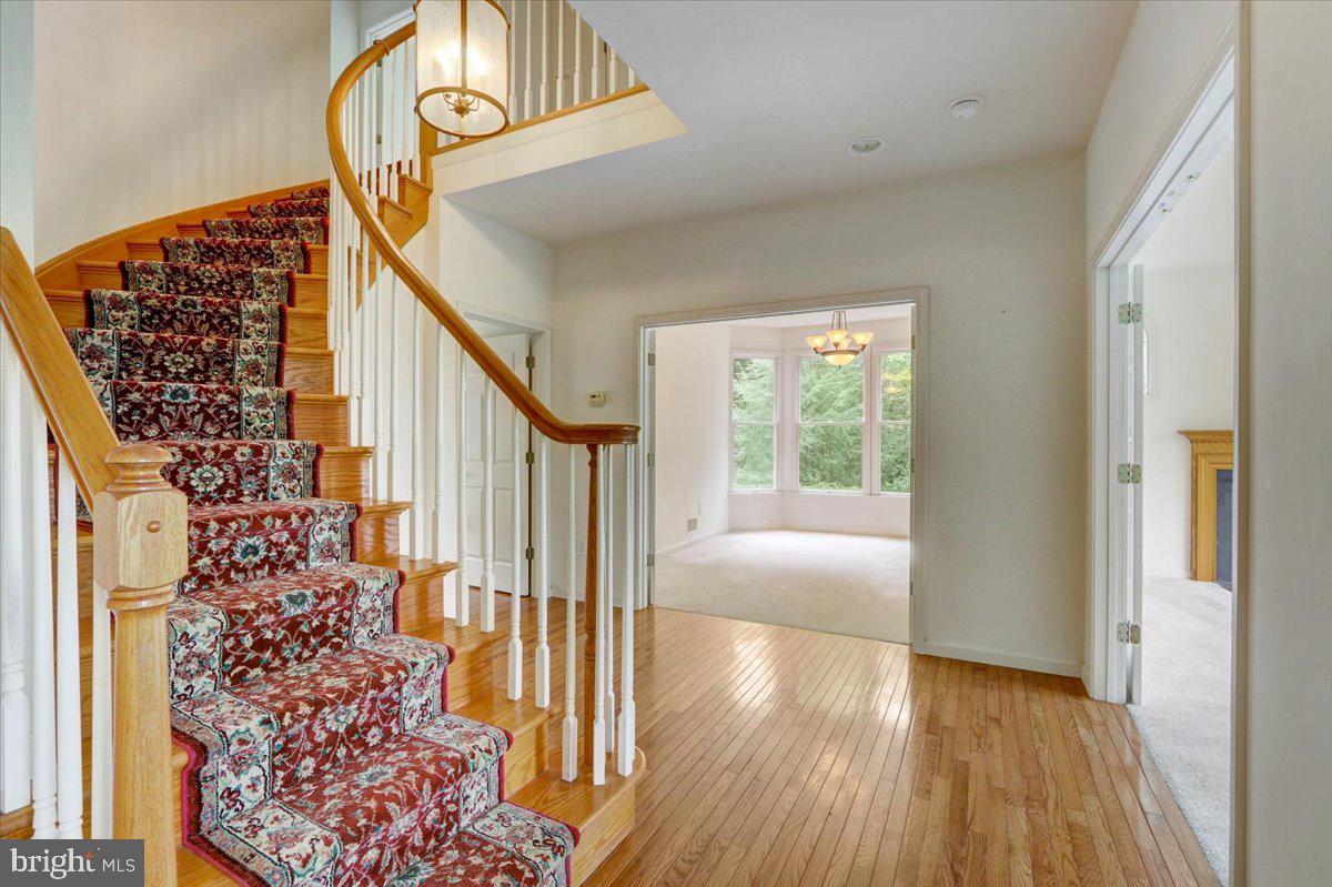 100a S Main St