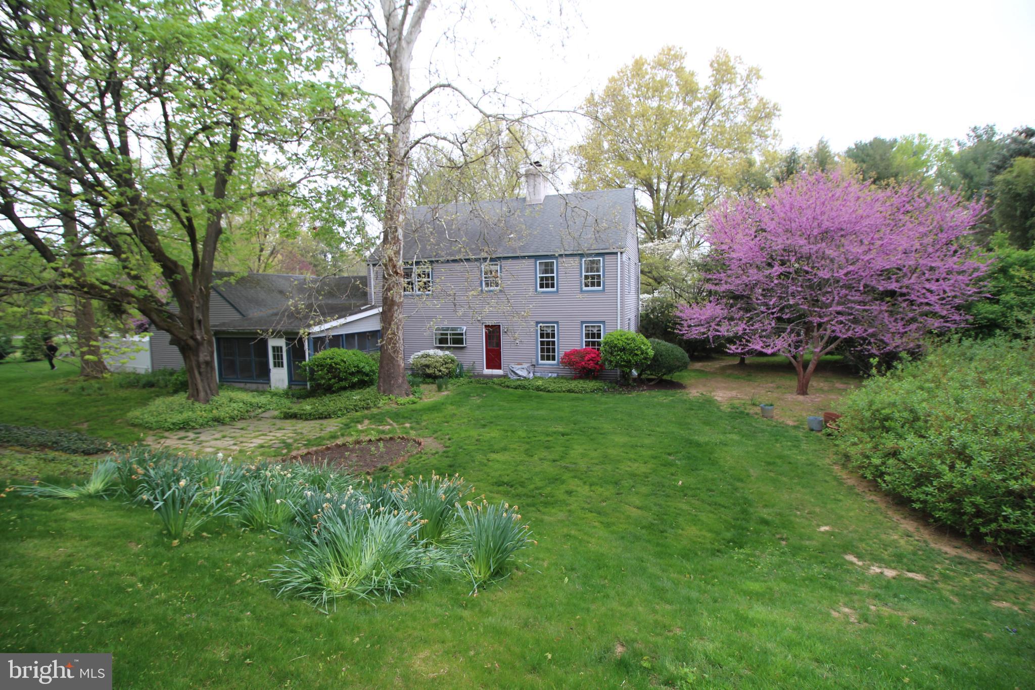 6 Wynnewood Dr