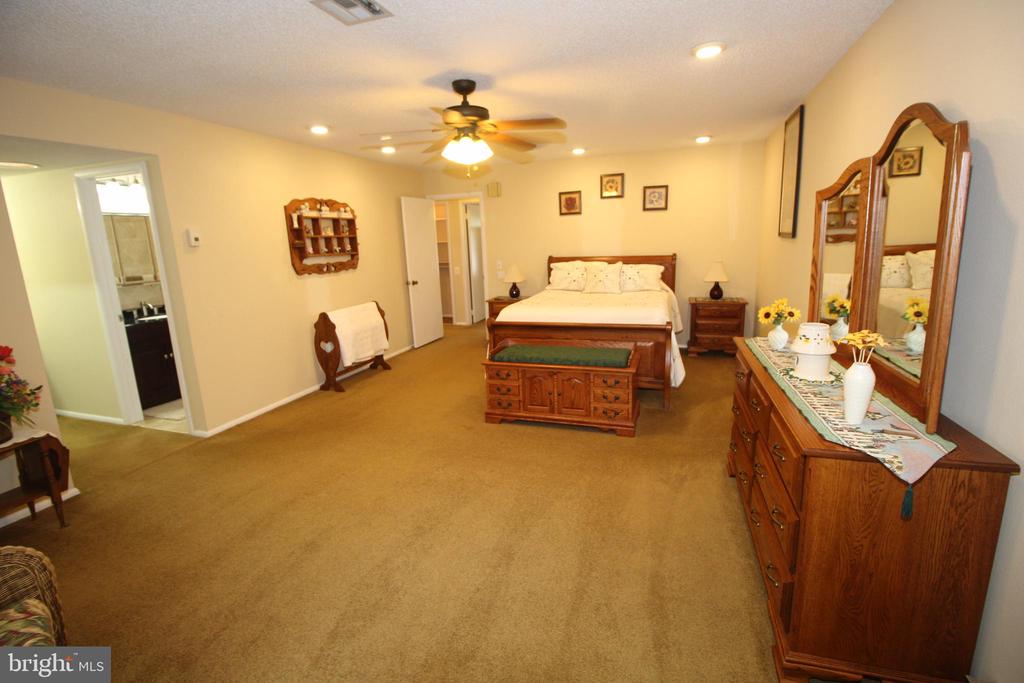 816-C Deal Rd