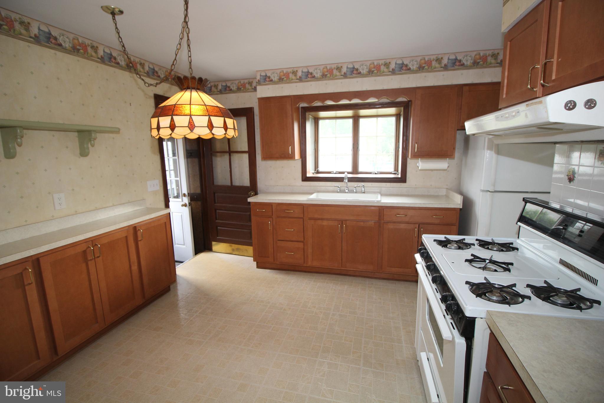 65 Albert Ave