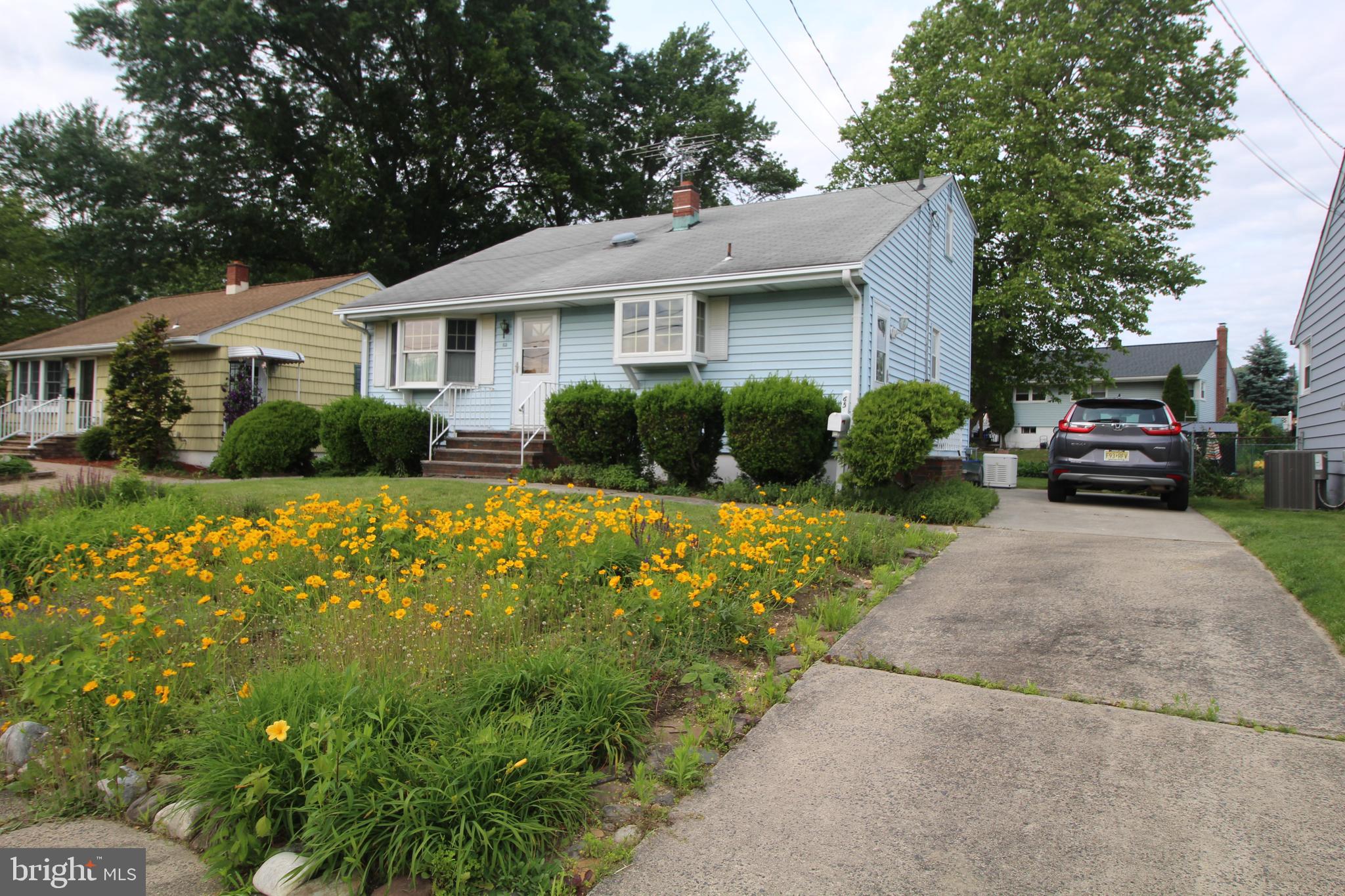 65 Albert Ave