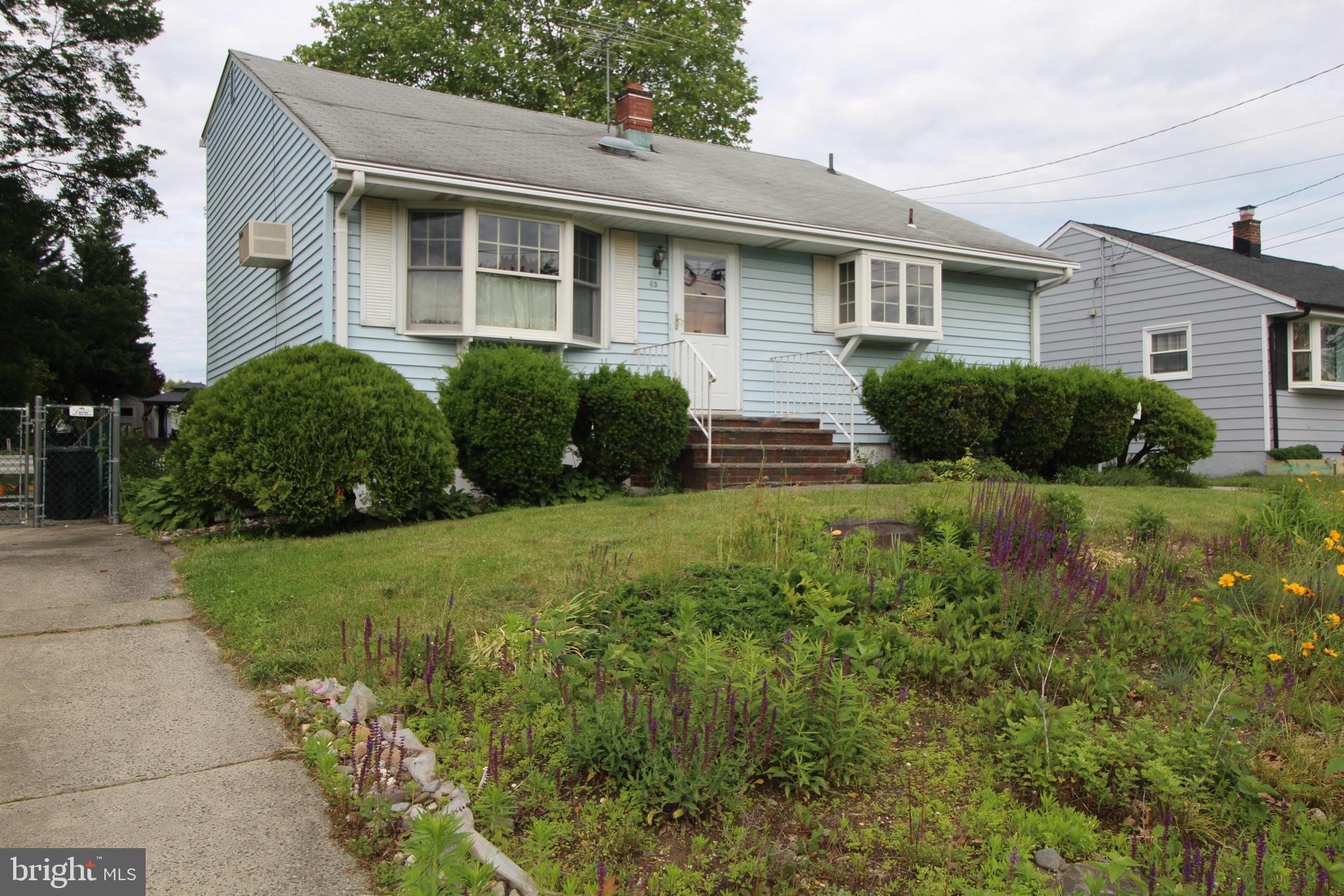 65 Albert Ave